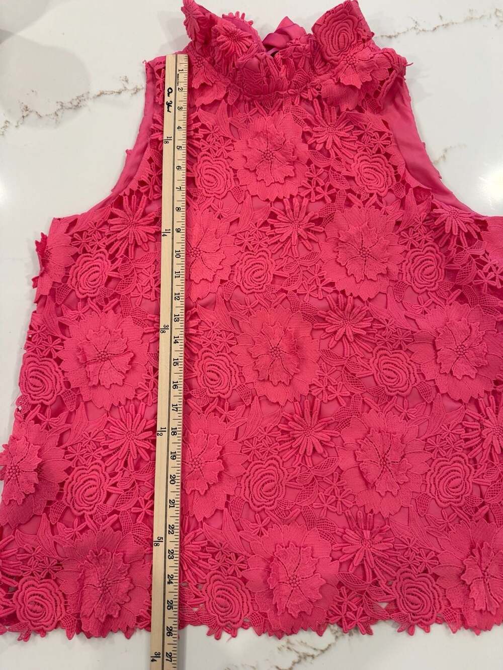 Tuckernuck Hibiscus Guipure Lace Mason Top Size L - Picture 4 of 5